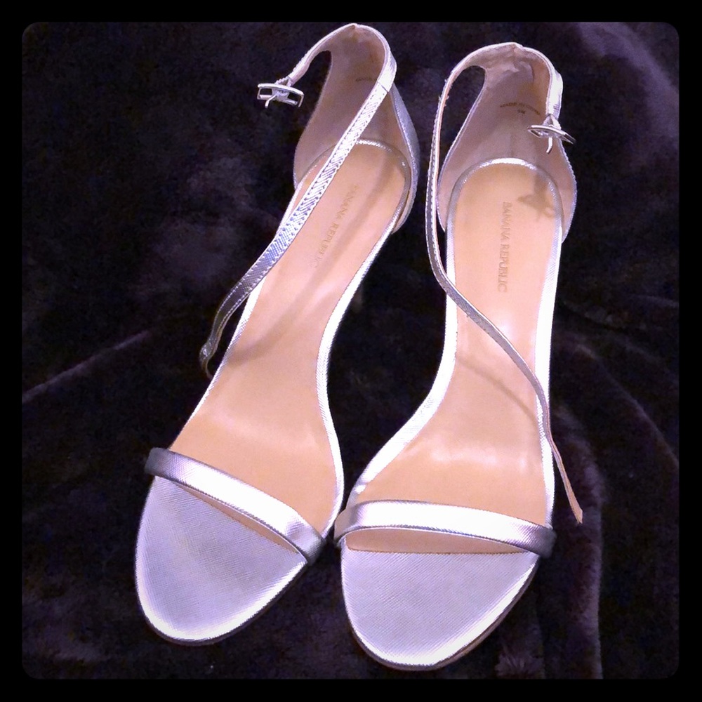 Banana Republic silver heels